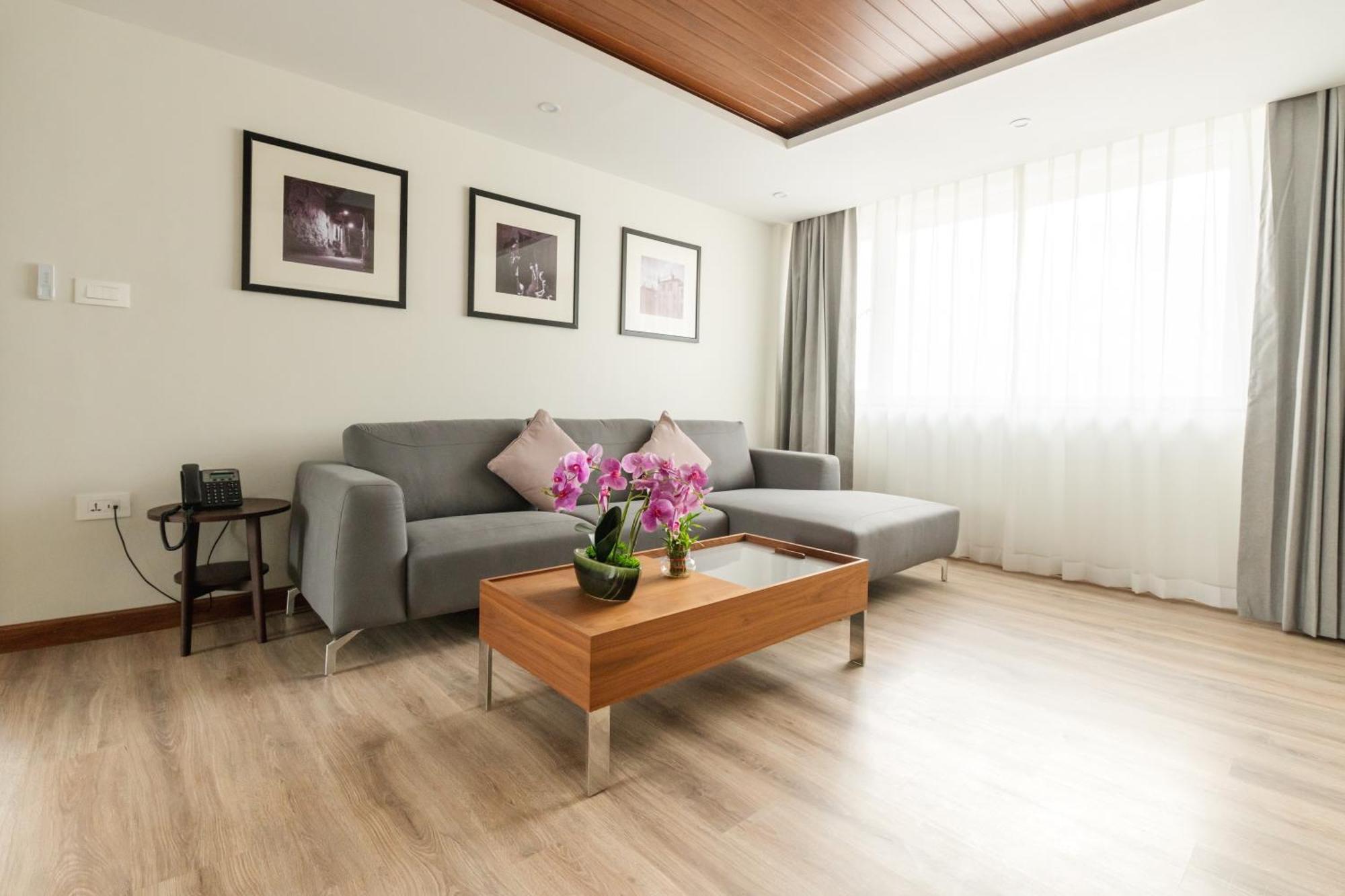 Mila Hotel Katmandou Extérieur photo